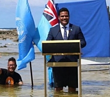 Министр из Полинезии выступил перед ООН, повторив мем челябинского школьника &ldquo;офисная рутина&rdquo;