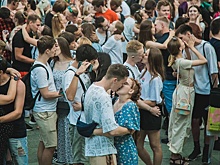 Рекорд по самому массовому поцелую официально установлен в Нижнем Новгороде