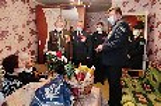 Начальник УФСИН России по Брянской области Сергей Герасимов посетил ветеранов Великой Отечественной войны и уголовно-исполнительной системы
