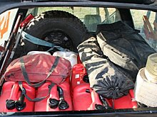 Как правильно перевозить бензин в автомобиле?