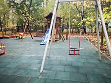 Коммунальщики завершили благоустройство двора на улице Академика Королева