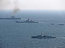Черноморский флот отслеживает британский корабль ВМС
