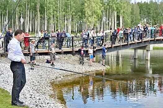 Куйвашев во время рабочей командировки пошел на рыбалку