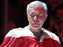 Фетисов назвал безумием включение капитана ЦСКА в базу "Миротворца"