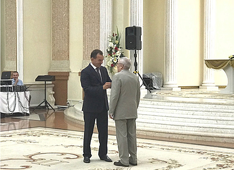 Глава Краснодарского края вручил награды выдающимся жителям региона