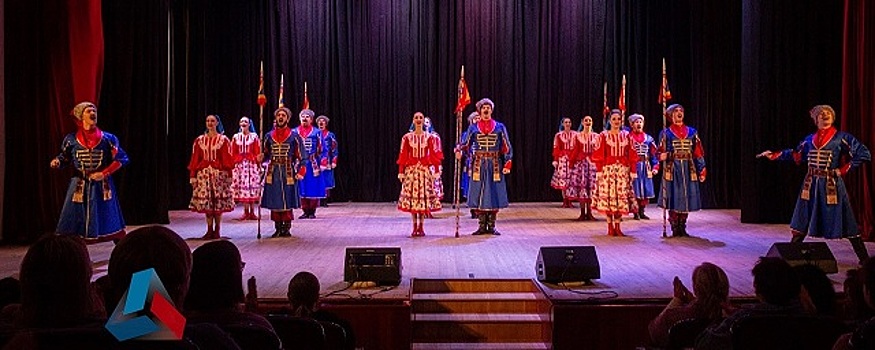 «Казаки России» из Липецка выступили в Луганской филармонии