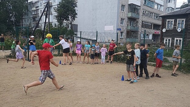 Фитнес-занятия по зумбе прошли для вологжан в Ковырине