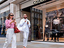 Похоже на фильм: в Париже дерзко ограбили бутик Chanel