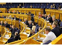 «Обновится на 50 %»: как изменится парламент Ленобласти