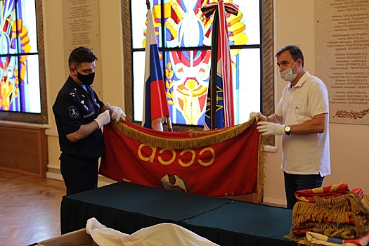 Боевые знамена донских частей Красной армии передадут в музеи