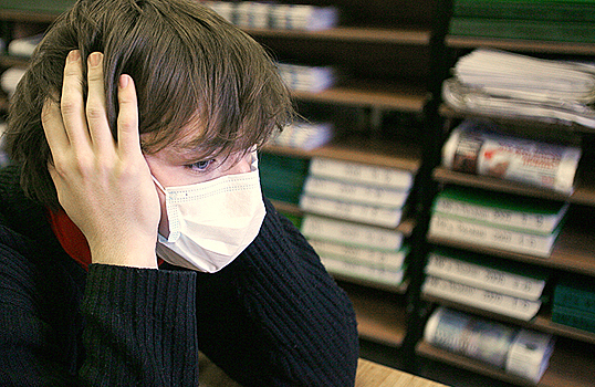 «Нас просто травят, дышать нечем». Жители Видного жалуются на химический запах