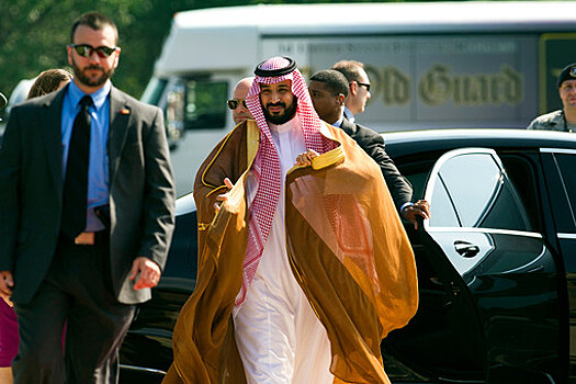 Наследный принц Саудовской Аравии предложил уравнять зарплаты мужчин и женщин