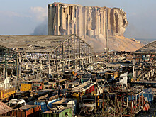 «Чудовищная атака»: Трамп связал взрыв в Бейруте с бомбой