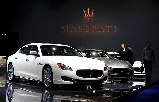Стихия уничтожила сотни Maserati