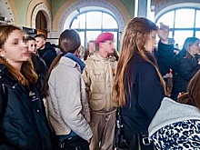 В Приморье застряли 160 детей по вине организатора тура в Китай