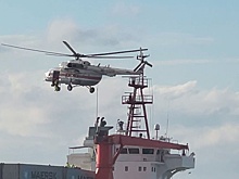 В МЧС сообщили о спасении всего экипажа с судна, севшего на мель в Приморье