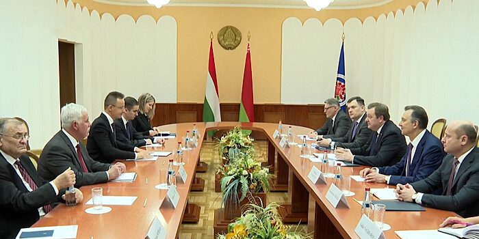 Беларусь и Венгрия подписали программу совместных планов на год