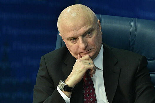 Клишас назвал бессмысленными возможные санкции ЕС в отношении США