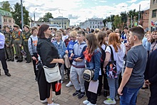 В День знаний Юрий Шалабаев дал старт экскурсиям для школьников по исторической части города