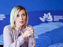 Захарова сочинила рождественскую песню