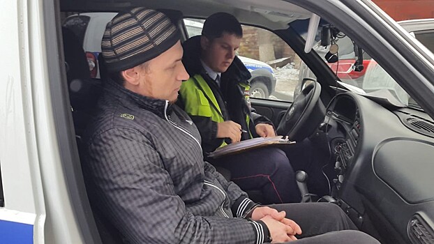 «Я просто сильно испугался»: водителя Mercedes, снесшего на переходе школьника, отправили под суд