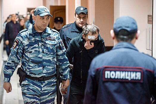 Лихача, убившего сотрудника ГИБДД отправили в СИЗО на два месяца