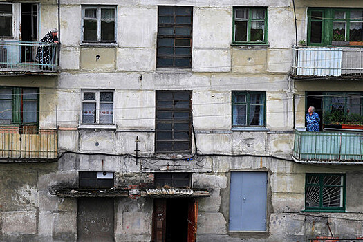 Песков отреагировал на новость об оплате ремонта ветхих домов за счет жителей