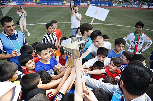 Спортивные выходные: таджики провели в Москве исмаилиаду