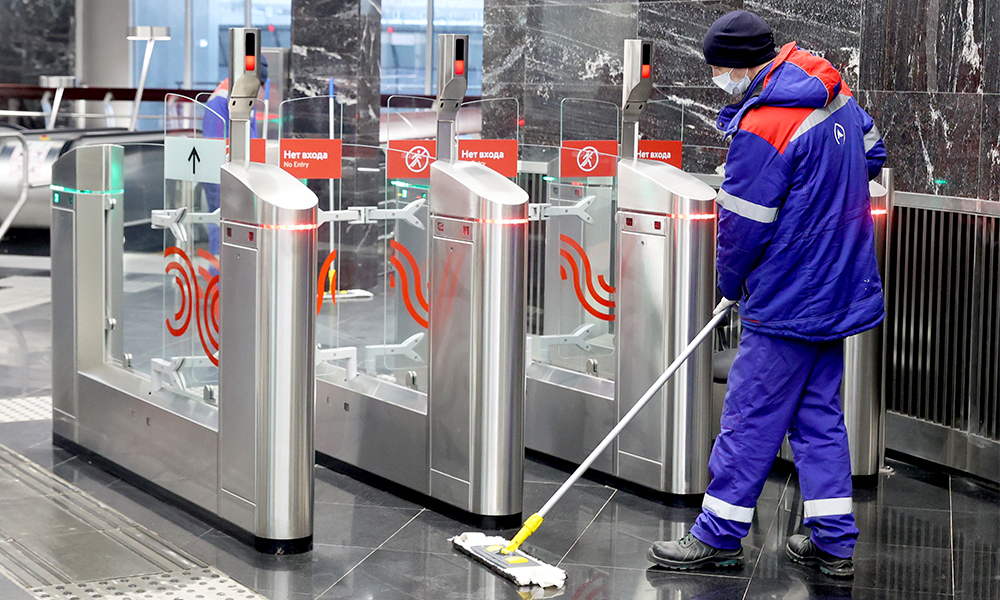 Метро как попасть в церковь. Затопление метро в москве. потоп в московском метро. станция аминьевская. потоп в метро в москве.