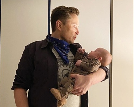 Илон Маск опубликовал трогательное фото с 9-месячным сыном