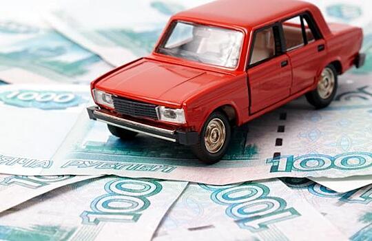 Снизить транспортный налог в 10 раз требуют петербургские депутаты
