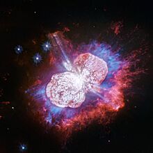 «Хаббл» запечатлел невероятный космический фейерверк – взрывающуюся звезду!