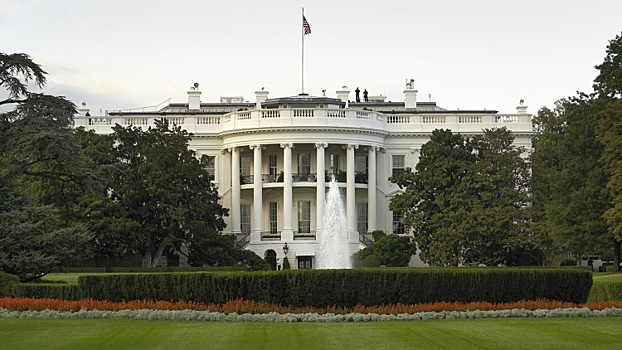 Лидер профсоюзов США Трамка покинул команду Трампа из-за слов о Шарлотсвилле