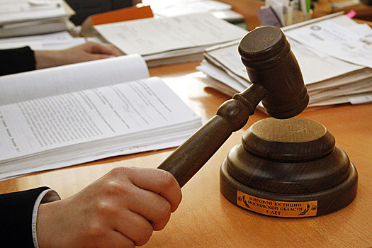 Приговоры дня: убийца внука, аферист с военными бронежилетами, «чародей» из Камеруна