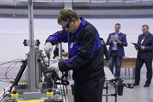 В Нижнем Новгороде прошел конкурс «Золотые руки» среди работающей молодежи