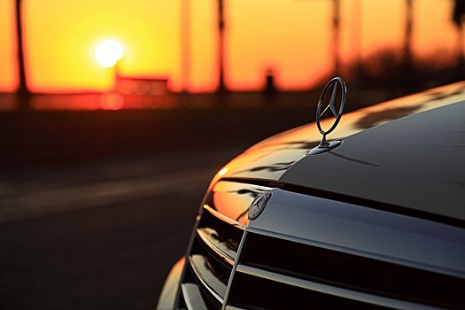 Mercedes-Benz заявила о полном уходе из России и продаже активов