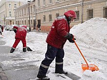 Эксперт Николаев: в снегопад увеличиваются цены на такси и снижаются офлайн-продажи