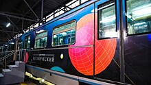 По Арбатско-Покровской линии метро начал курсировать тематический поезд «Моспром-Космический»