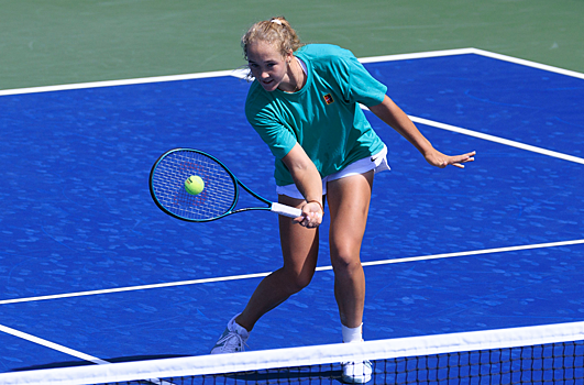 Андреева и Шнайдер уступили в третьем матче Итогового турнира WTA в парах