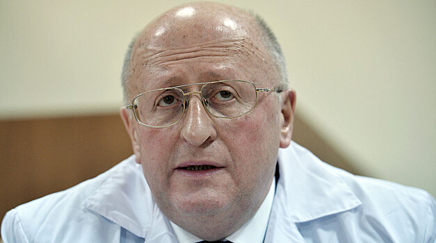 Гинцбург: 80% заболевших после вакцинации купили сертификаты