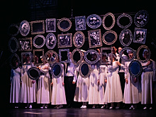 Новый способ говорить о боли. Омский ТЮЗ покажет в городе на Неве "22 июня..."