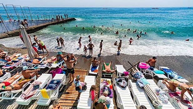 Турпоток россиян в Крым вырос более чем на 20% с 2019 года