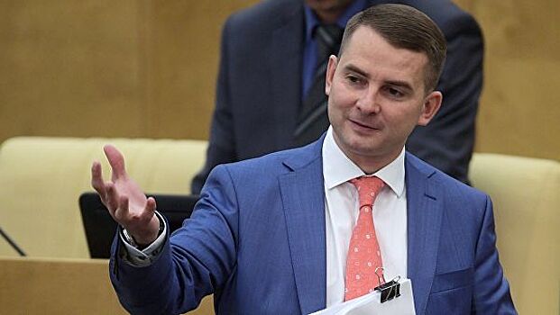 ЛДПР хочет обсудить с Медведевым налоги, мусорную реформу и тарифы ЖКХ
