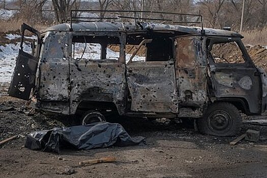 Военкор заявил о докладе Зеленскому об окружении Артемовска российскими войсками
