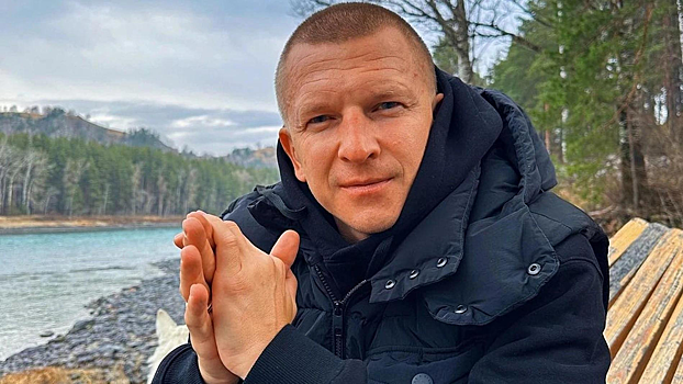 Пашу рассказал о милой новогодней традиции в его семье: «Смотрим „Один дома“»