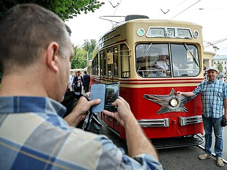 Ряд улиц перекроют в Москве из-за парада трамваев