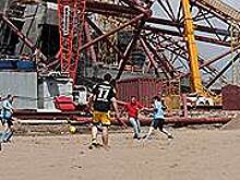 Ветераны «Крыльев Советов» обыграли команду строителей стадиона «Самара Арена»