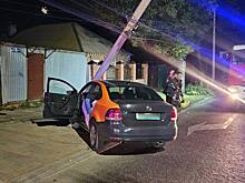 В Ростове женщина на арендованном автомобиле попала в аварию