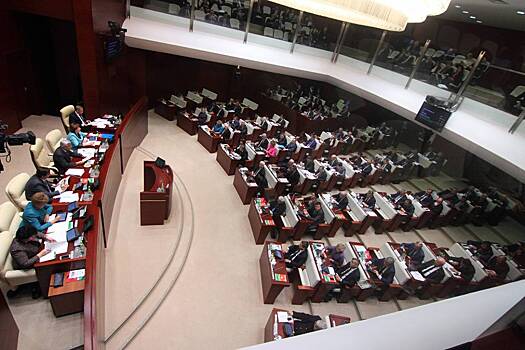 Госсовет РТ впервые за 12 лет принял бездефицитный бюджет