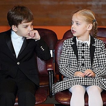 «Алыхрос»: Дочь Пугачевой сделала подарок Паулсу